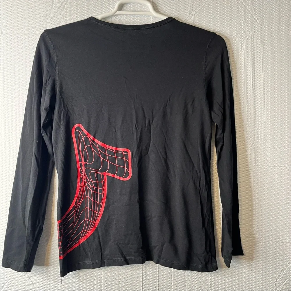 True Religion Long Sleeve Crew Neck Shirt Size XL(18-20)